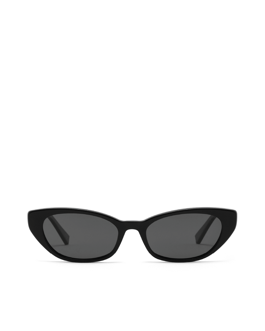 Demi - Black-Black