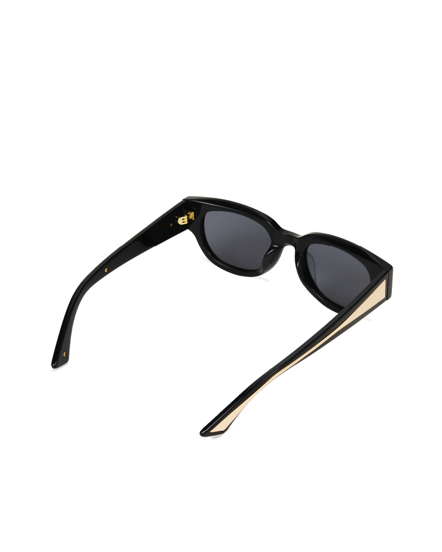 Markle - Black-Black