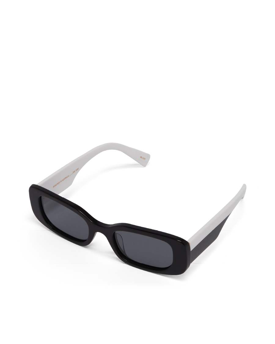 Tash - Black-White-Black